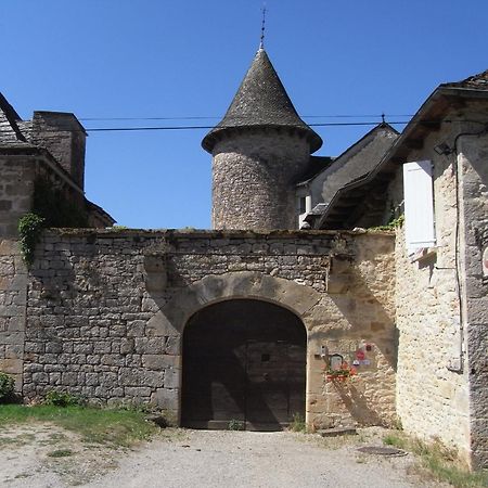 Chambres D'Hotes Du Hameau Les Brunes Bozouls Exteriör bild
