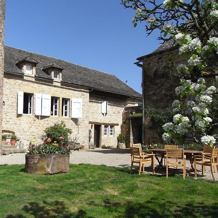 Chambres D'Hotes Du Hameau Les Brunes Bozouls Exteriör bild