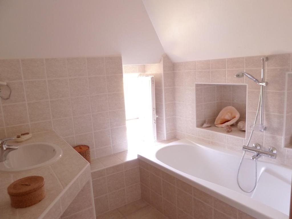 Chambres D'Hotes Du Hameau Les Brunes Bozouls Rum bild