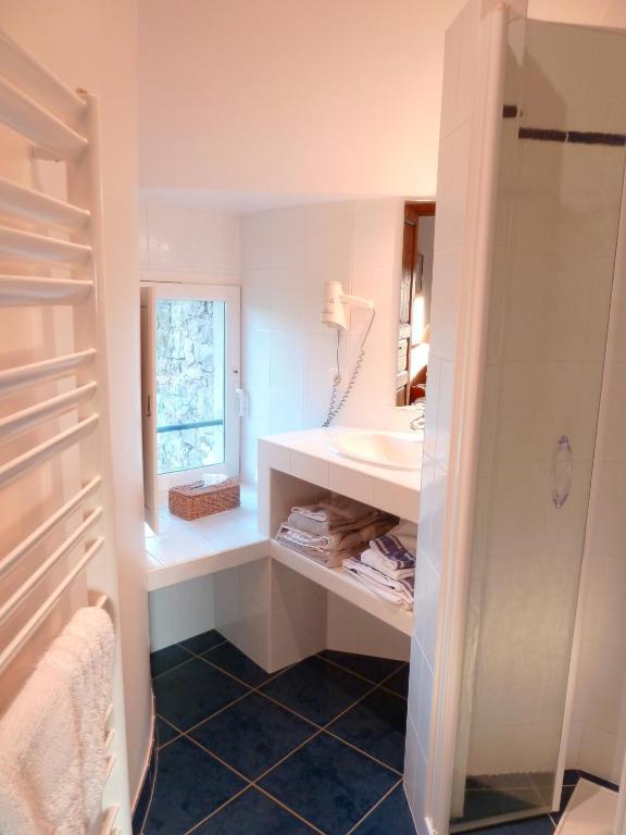 Chambres D'Hotes Du Hameau Les Brunes Bozouls Rum bild