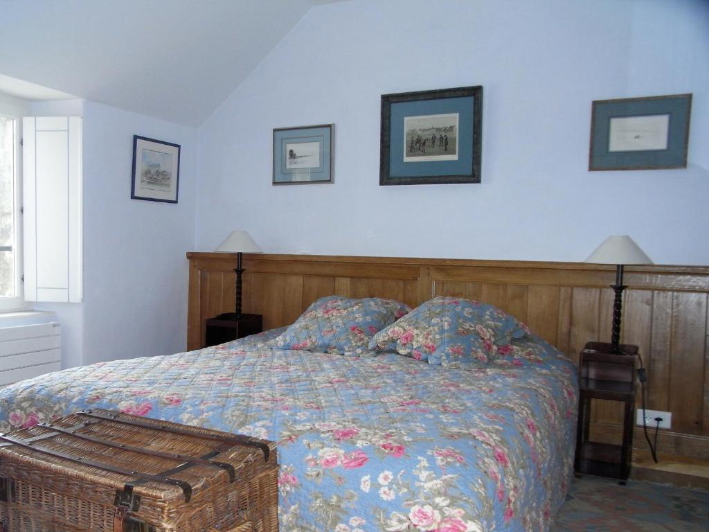 Chambres D'Hotes Du Hameau Les Brunes Bozouls Rum bild