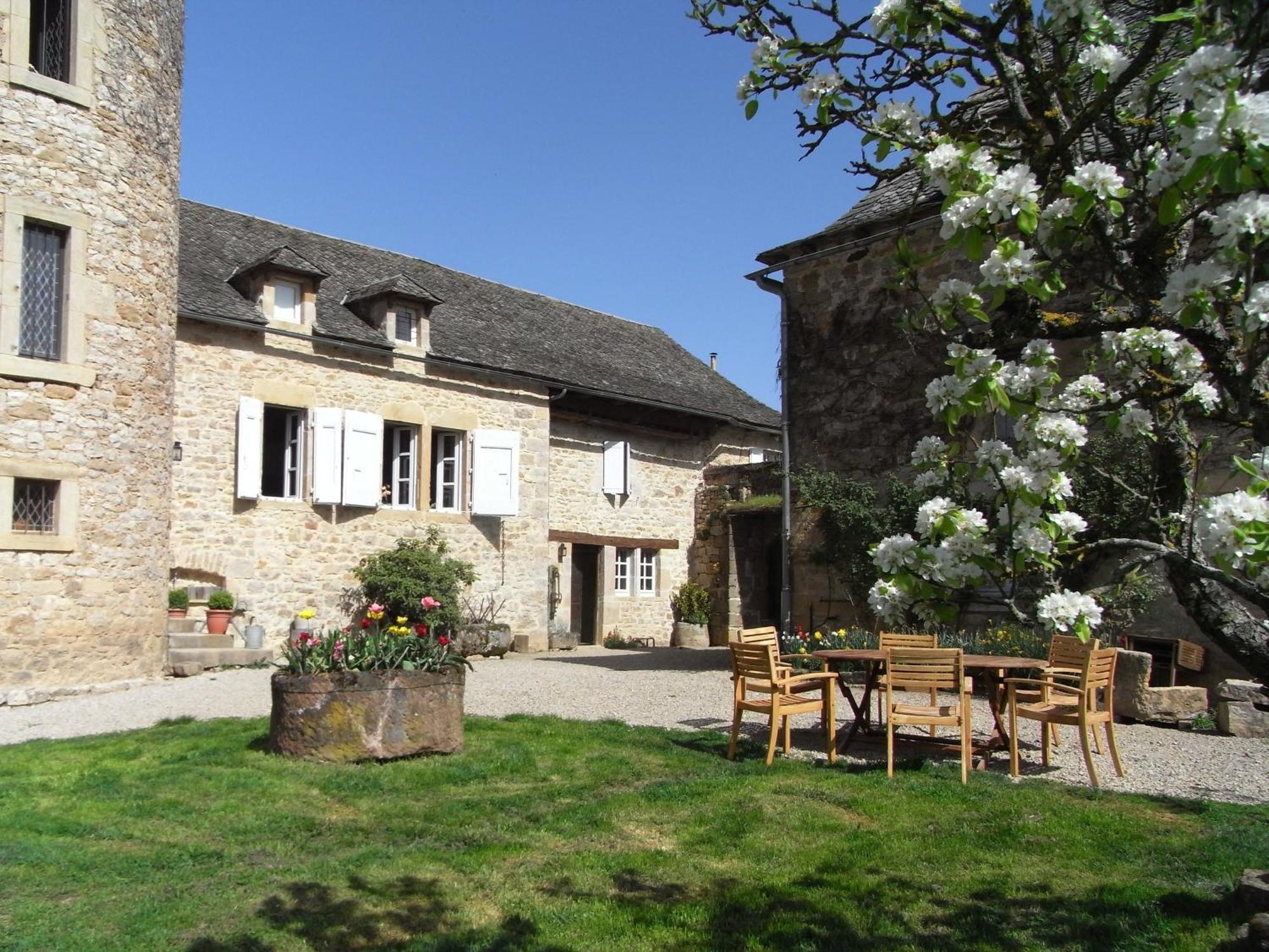 Chambres D'Hotes Du Hameau Les Brunes Bozouls Exteriör bild